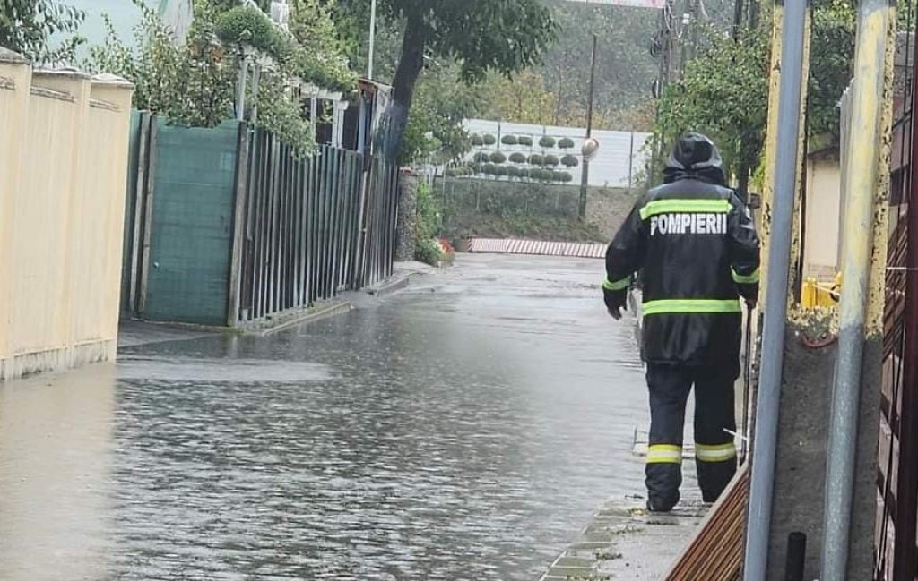 Peste 6.000 de persoane au fost ...
