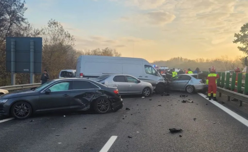 Carambol pe autostrada A3: 26 de ...