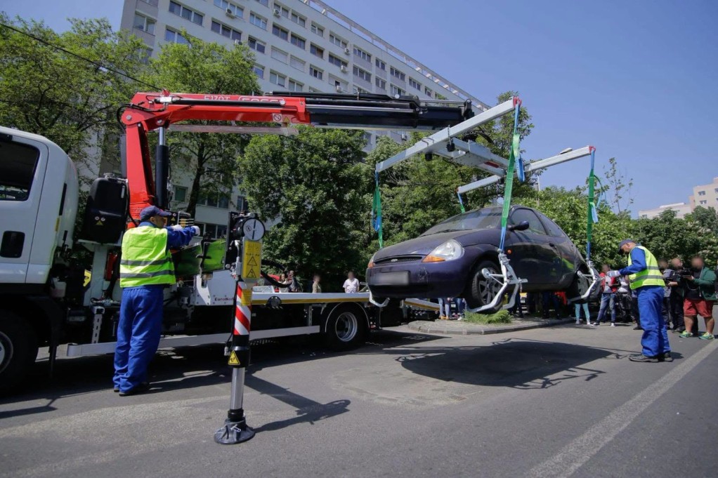 Reguli si tarife unice pentru ridicarea masinilor parcate neregulamentar in Bucuresti