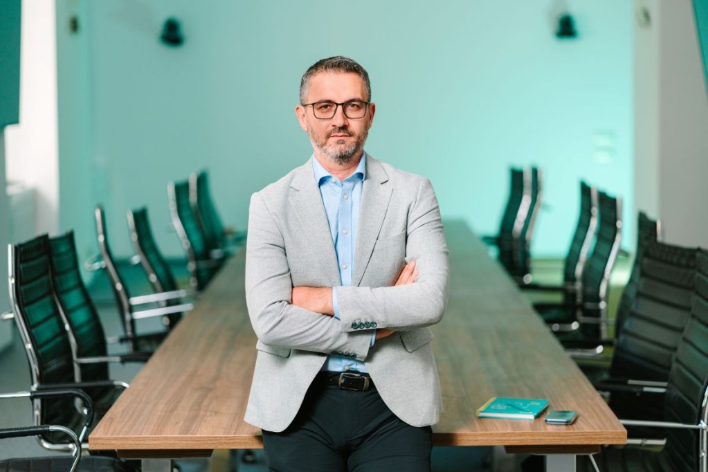 ASIROM VIG si AFFIDEA Romania lanseaza GrupMED Hibrid – un produs inovator pentru companii
