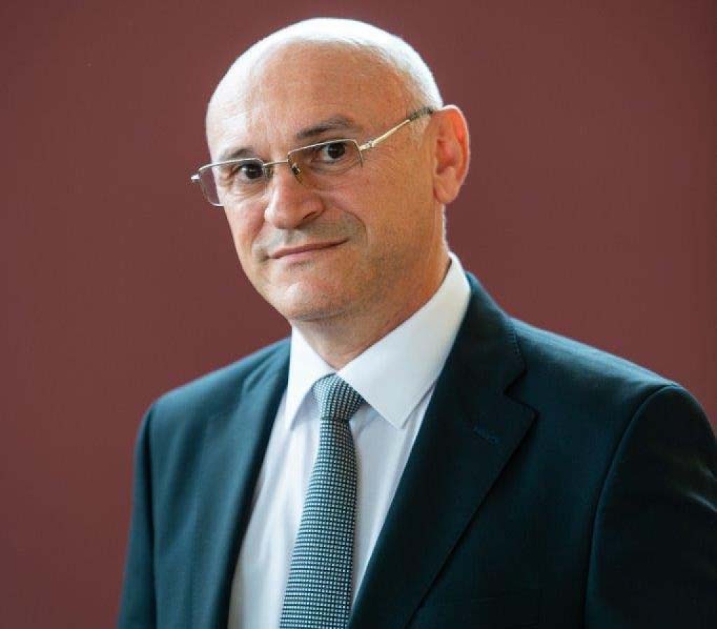 Gheorghe GRAD: Cu cat sunt ...