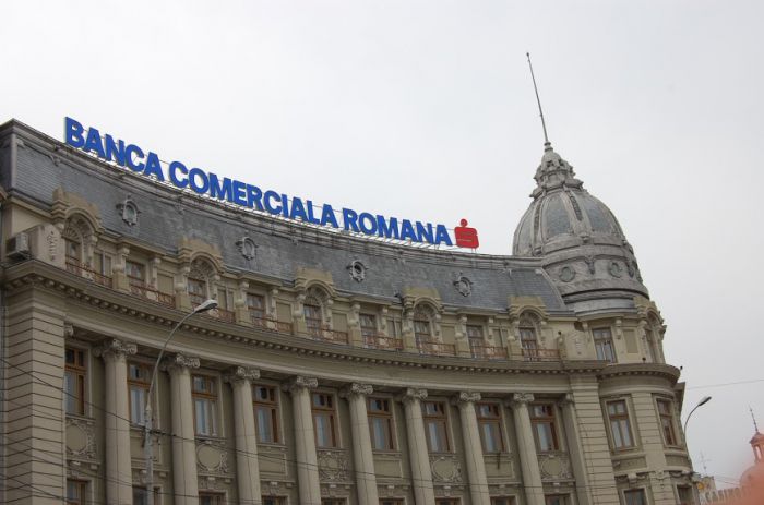 BCR lanseaza o noua emisiune de ...