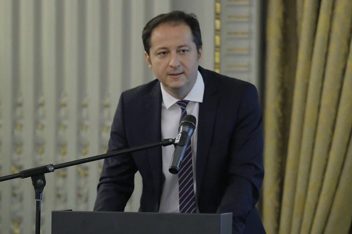 Dan ARMEANU: Informarea ...