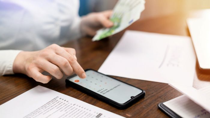 INS: Castigul salarial mediu net a ...